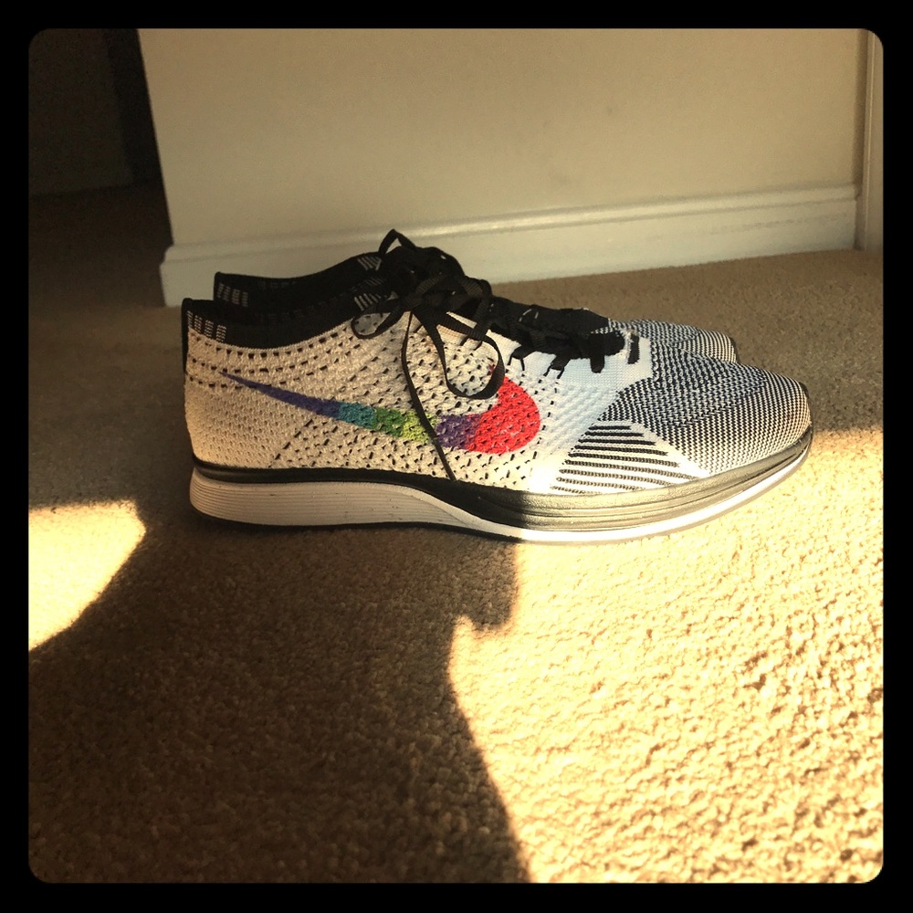 Nike Flyknit Racer Sz 9.5